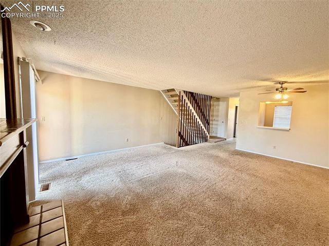 416 W Rockrimmon Boulevard G, Colorado Springs, CO 80919