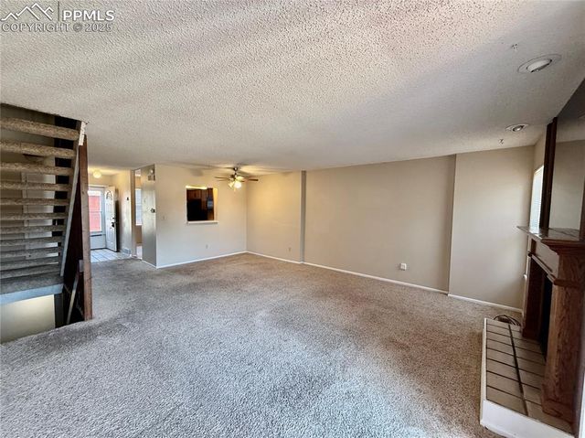 416 W Rockrimmon Boulevard G, Colorado Springs, CO 80919