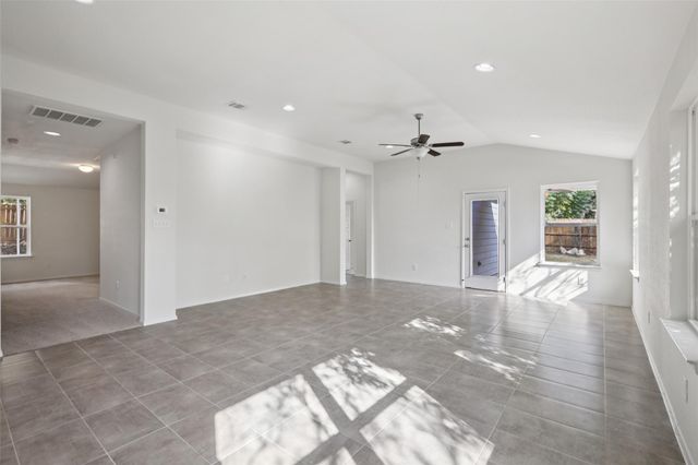 3603 Roosevelt CV, Lago Vista, TX 78645