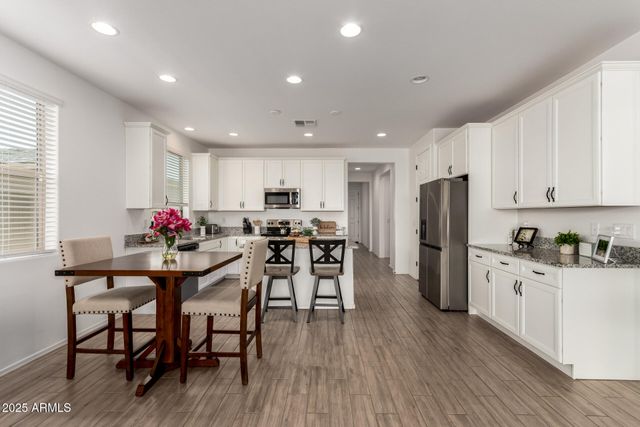 1808 N MENZE Lane, Casa Grande, AZ 85122