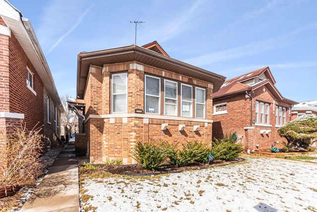 8322 S Aberdeen Street, Chicago, IL 60620