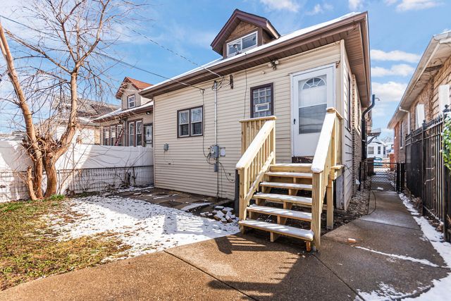 8322 S Aberdeen Street, Chicago, IL 60620
