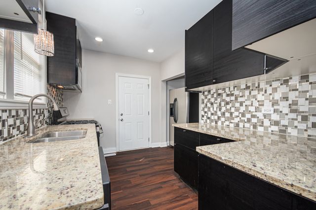 8322 S Aberdeen Street, Chicago, IL 60620