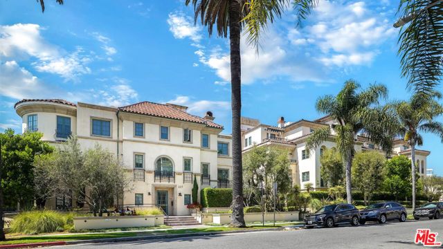 225 S Hamilton Drive 102, Beverly Hills, CA 90211