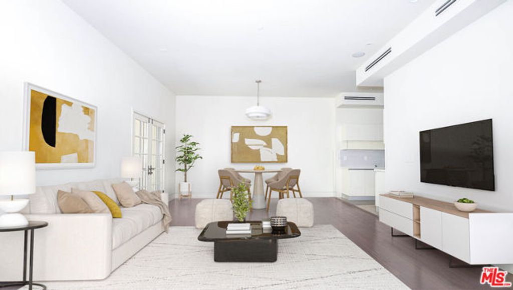 225 S Hamilton Drive 102, Beverly Hills, CA 90211