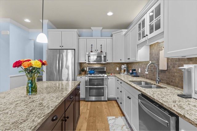 205 South Jefferson Road, South Burlington, VT 05403