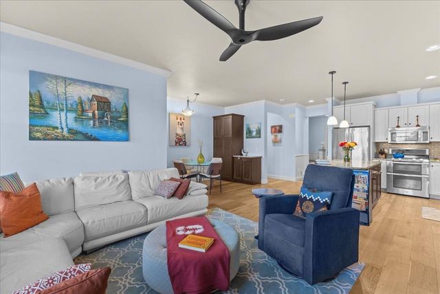 205 South Jefferson Road, South Burlington, VT 05403