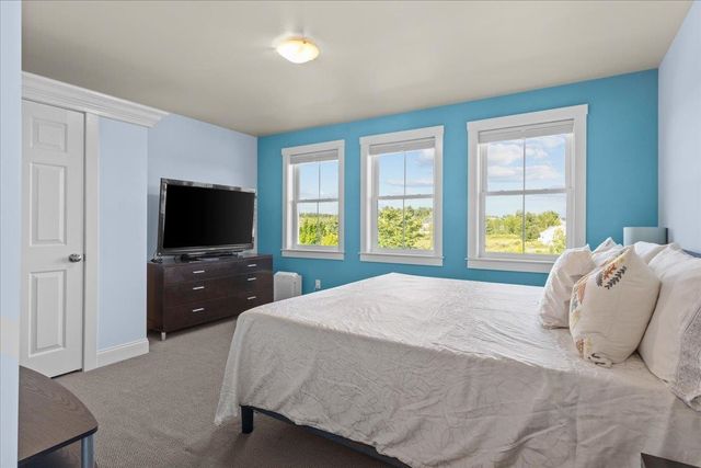205 South Jefferson Road, South Burlington, VT 05403