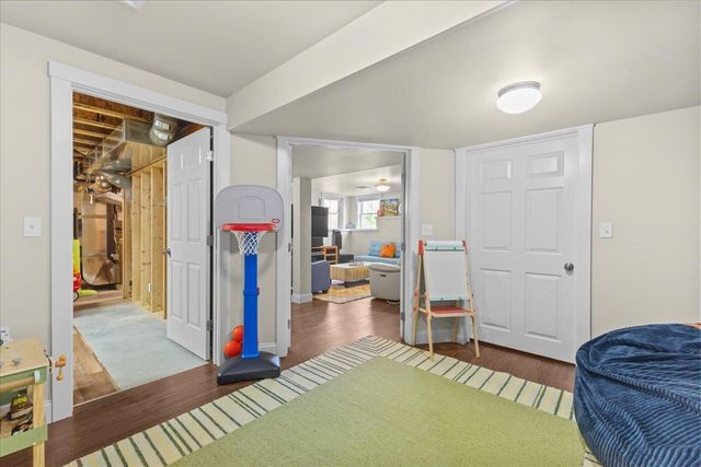 205 South Jefferson Road, South Burlington, VT 05403