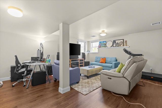 205 South Jefferson Road, South Burlington, VT 05403