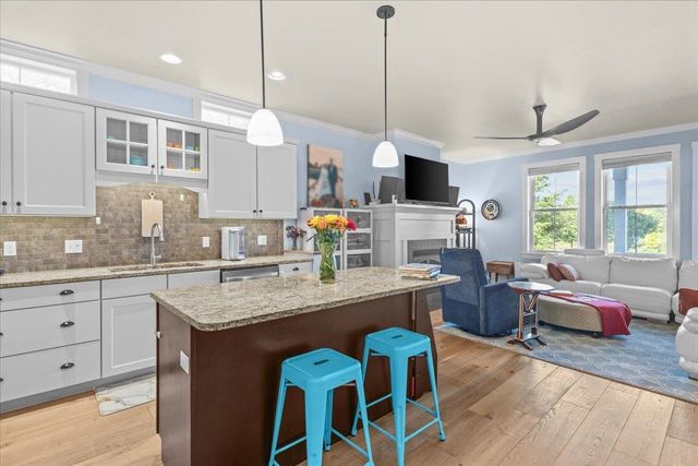 205 South Jefferson Road, South Burlington, VT 05403