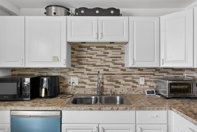 8815 Marlowe Avenue, Plymouth, MI 48170