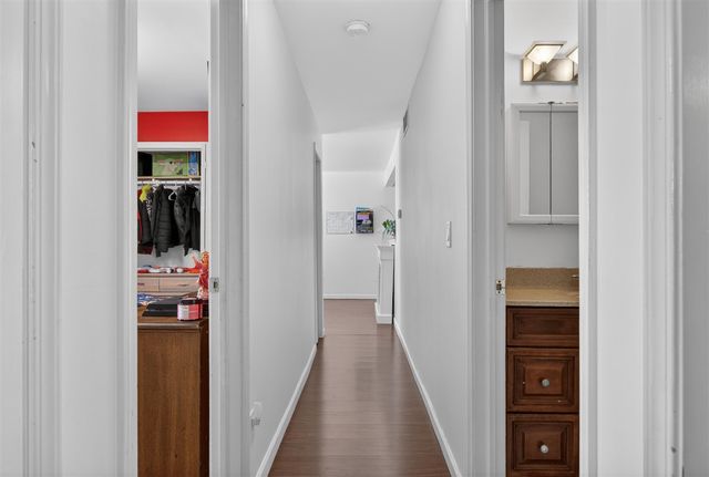 8815 Marlowe Avenue, Plymouth, MI 48170