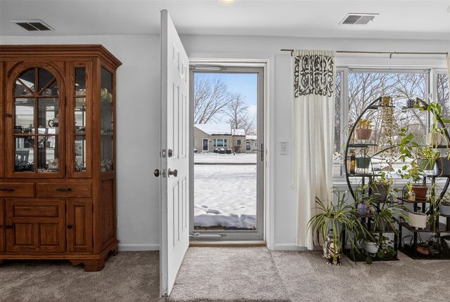 8815 Marlowe Avenue, Plymouth, MI 48170