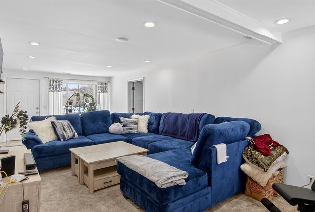 8815 Marlowe Avenue, Plymouth, MI 48170