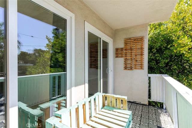 13543 Moorpark Street 7, Sherman Oaks, CA 91423