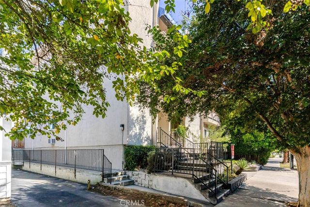 13543 Moorpark Street 7, Sherman Oaks, CA 91423