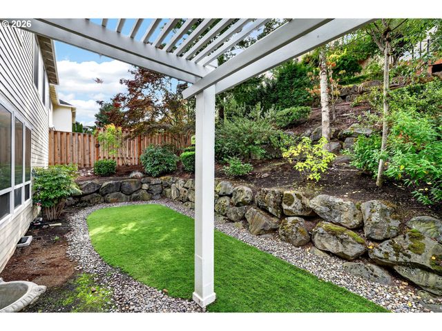 12786 Nw LILYWOOD Dr, Portland, OR 97229