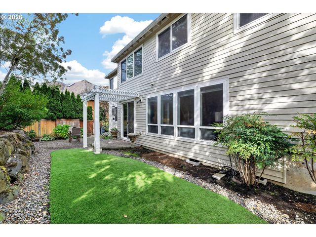 12786 Nw LILYWOOD Dr, Portland, OR 97229