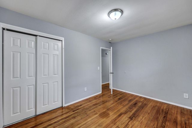 1652 Larry Street, North Charleston, SC 29405