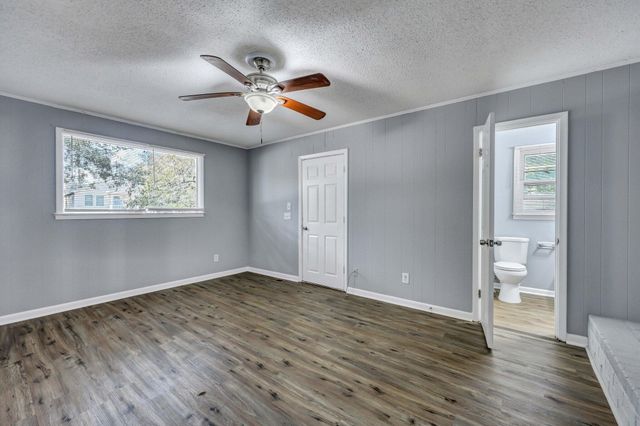 1652 Larry Street, North Charleston, SC 29405
