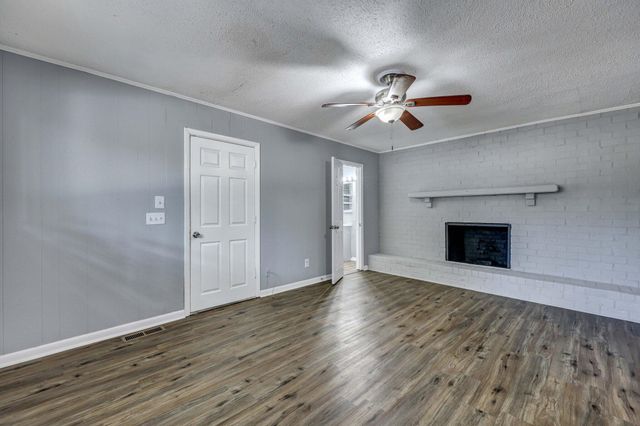 1652 Larry Street, North Charleston, SC 29405