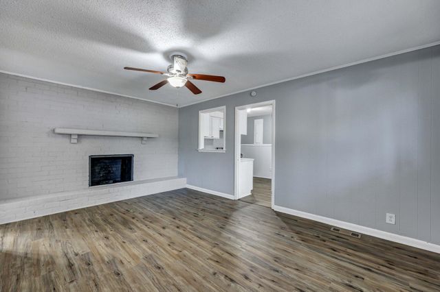 1652 Larry Street, North Charleston, SC 29405