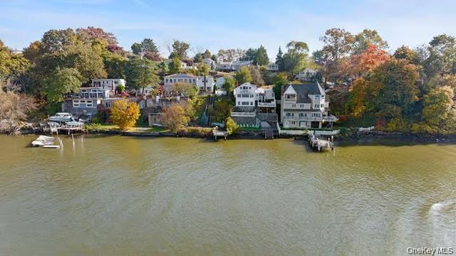 31 Wayne Avenue, Verplanck, NY 10596