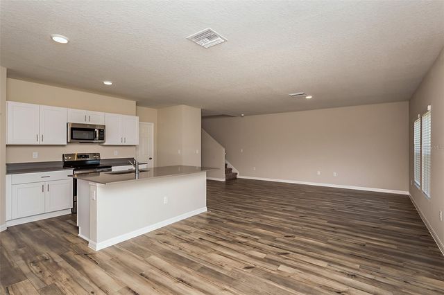 33569 NOBLE CREEK PLACE, Dade City, FL 33525