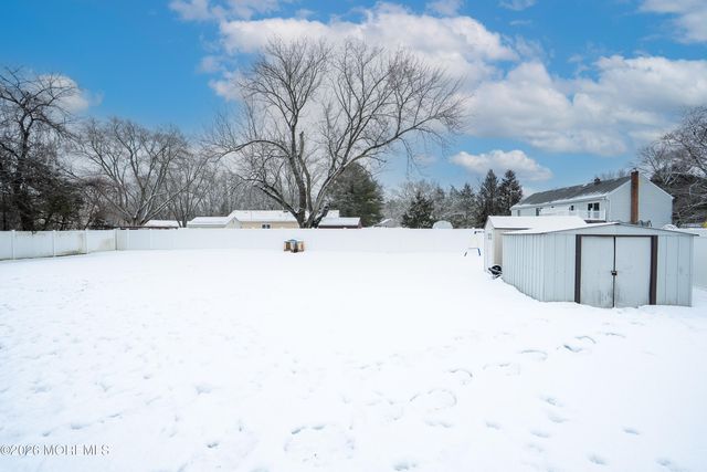 129 Andover Road, Jackson, NJ 08527