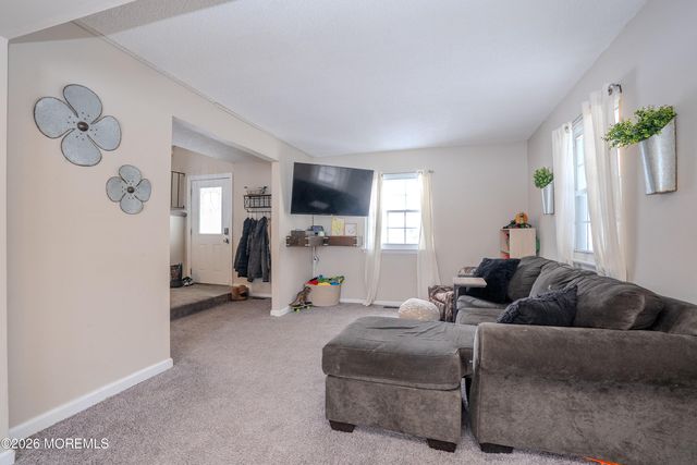 129 Andover Road, Jackson, NJ 08527