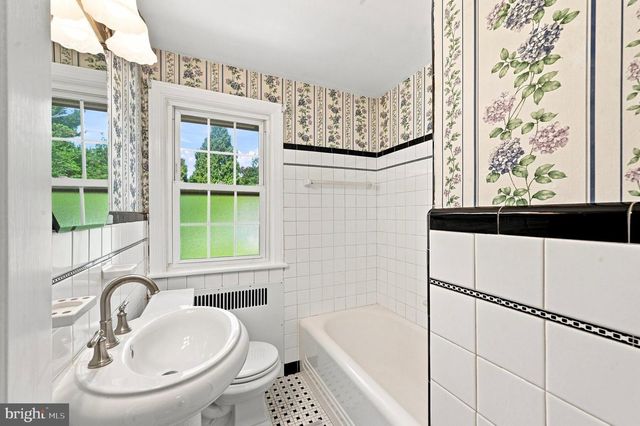 209 THAYER ST, Ridley Park, PA 19078
