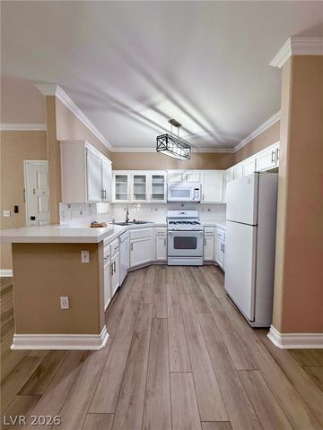 1300 South Arlington Street 202, Las Vegas, NV 89104