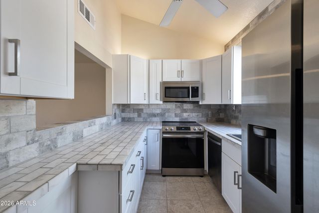 2931 E ROSE Lane, Phoenix, AZ 85016