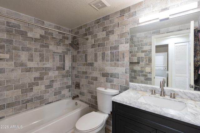 2931 E ROSE Lane, Phoenix, AZ 85016