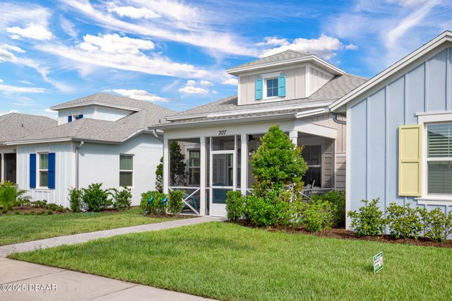 307 Cheeseburger Drive, Daytona Beach, FL 32124