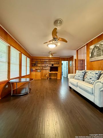 803 Leland, Kenedy, TX 78119