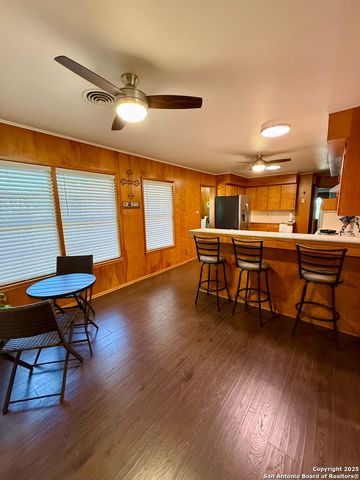 803 Leland, Kenedy, TX 78119