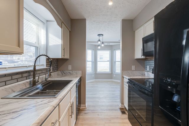 798 Summer Hill Ln, E, La Vergne, TN 37086