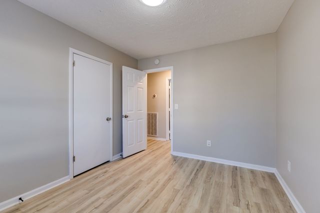 798 Summer Hill Ln, E, La Vergne, TN 37086