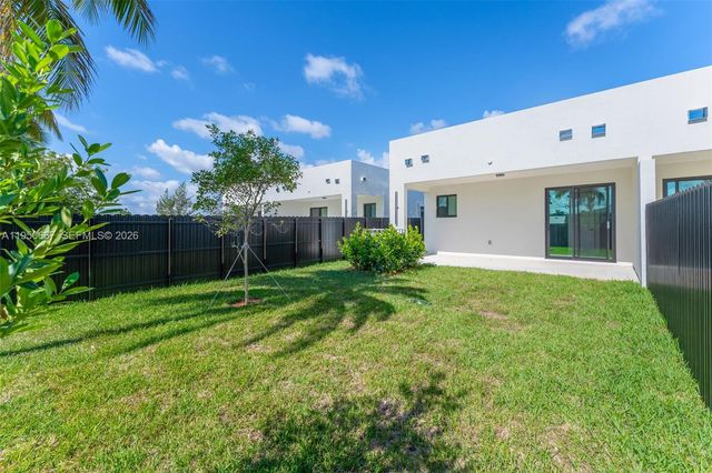 12344-12350 SW 219thST, Miami, FL 33170