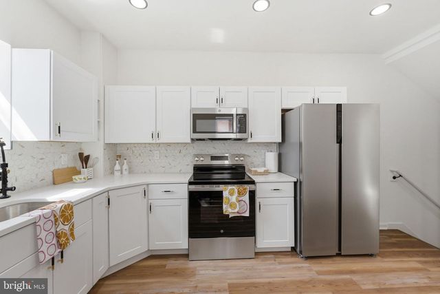 1302 W 6TH ST, Wilmington, DE 19805