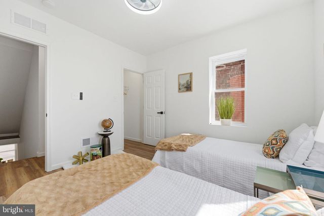 1302 W 6TH ST, Wilmington, DE 19805