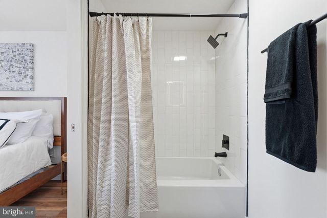 1302 W 6TH ST, Wilmington, DE 19805