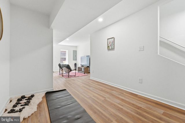 1302 W 6TH ST, Wilmington, DE 19805