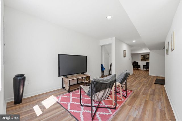 1302 W 6TH ST, Wilmington, DE 19805