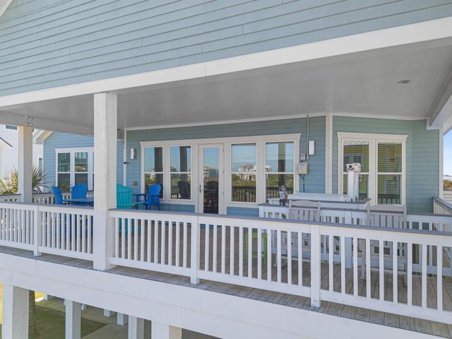 26114 Bay Breeze Drive, Galveston, TX 77554