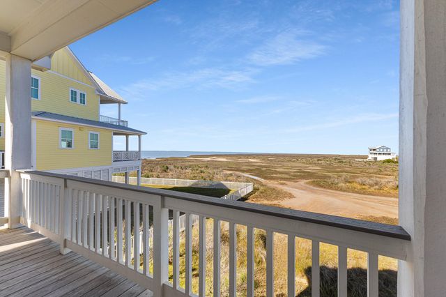 26114 Bay Breeze Drive, Galveston, TX 77554