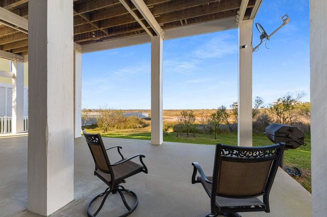 26114 Bay Breeze Drive, Galveston, TX 77554