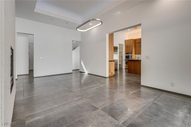 628 Edgebrook Drive, Las Vegas, NV 89145